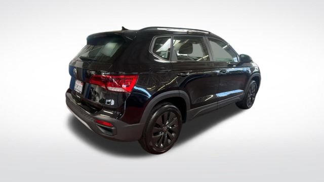 Certified 2023 Volkswagen Taos S FWD image 9