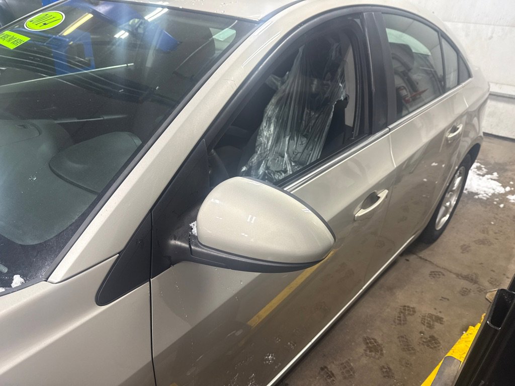 Used 2014 Chevrolet Cruze LT image 3