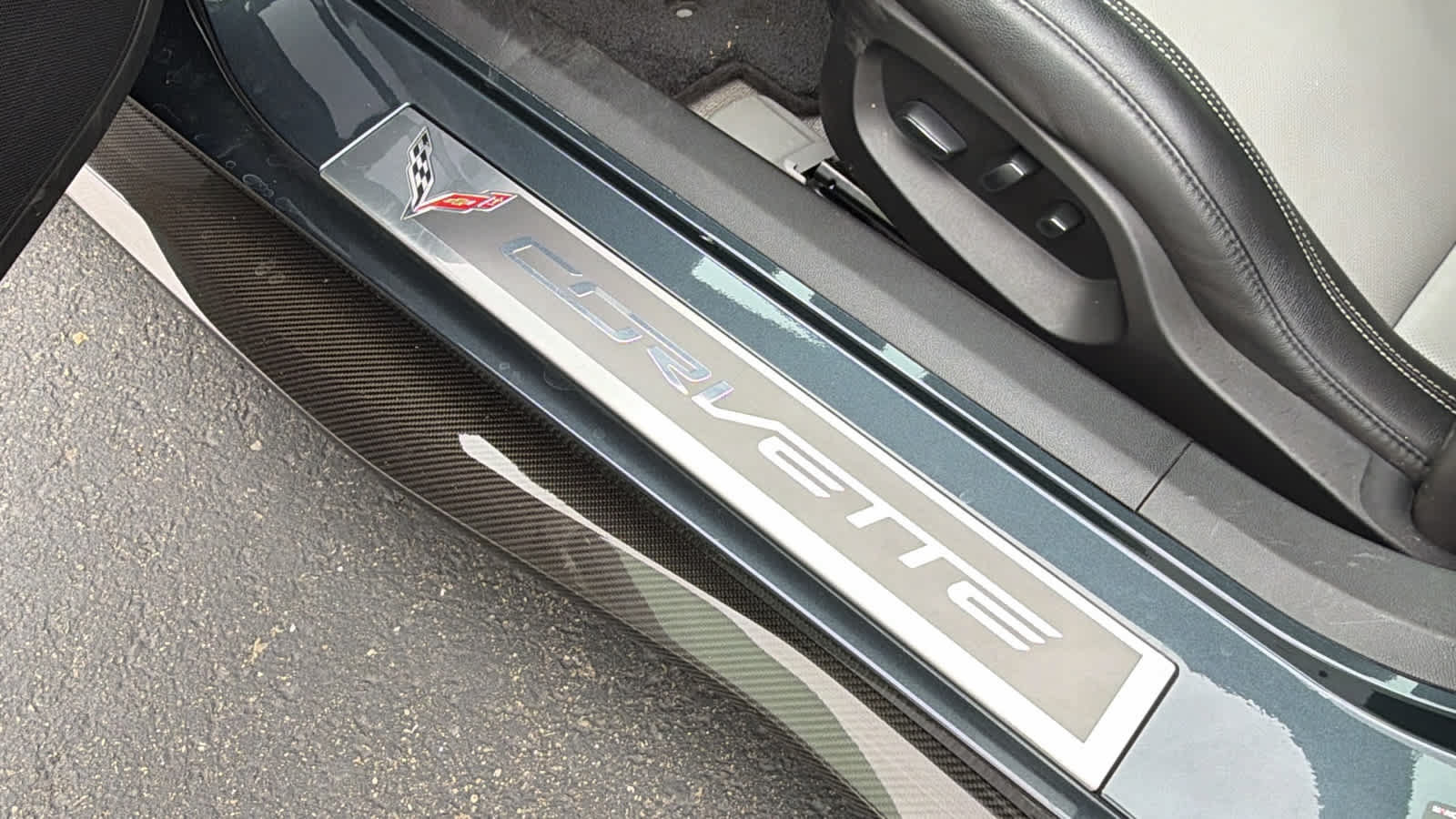 Used 2019 Chevrolet Corvette Z06 RWD image 19