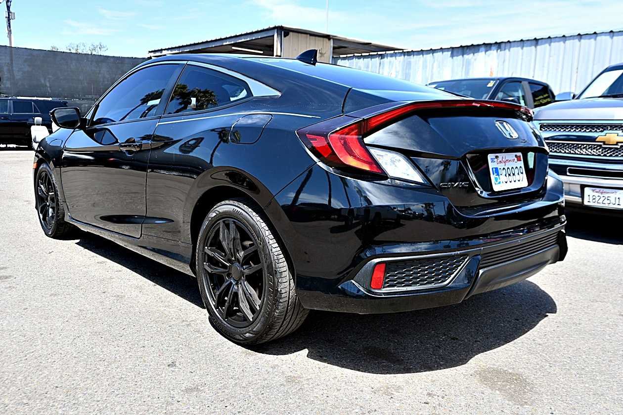 Used 2019 Honda Civic EX image 5