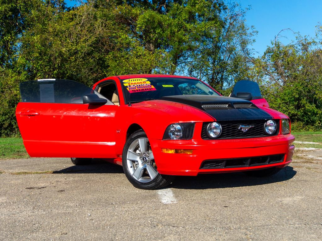 Used 2006 Ford Mustang GT Premium image 11