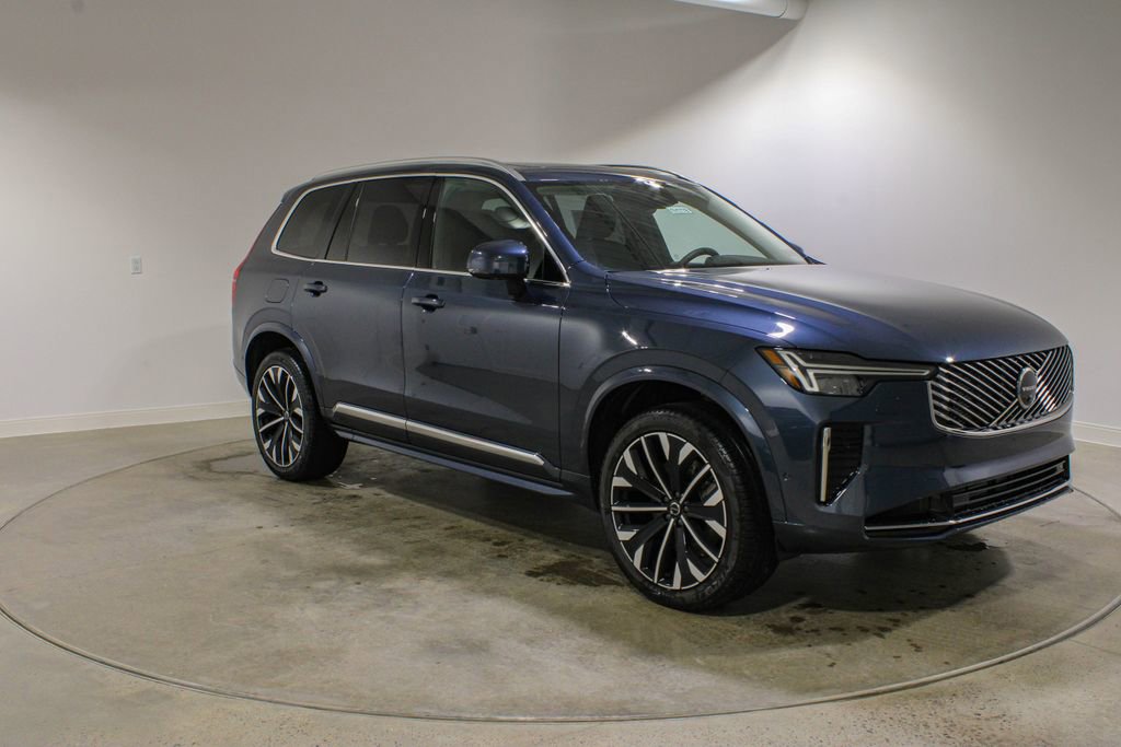 New 2026 Volvo XC90 T8 Plus w/ Protection Package Premier image 7