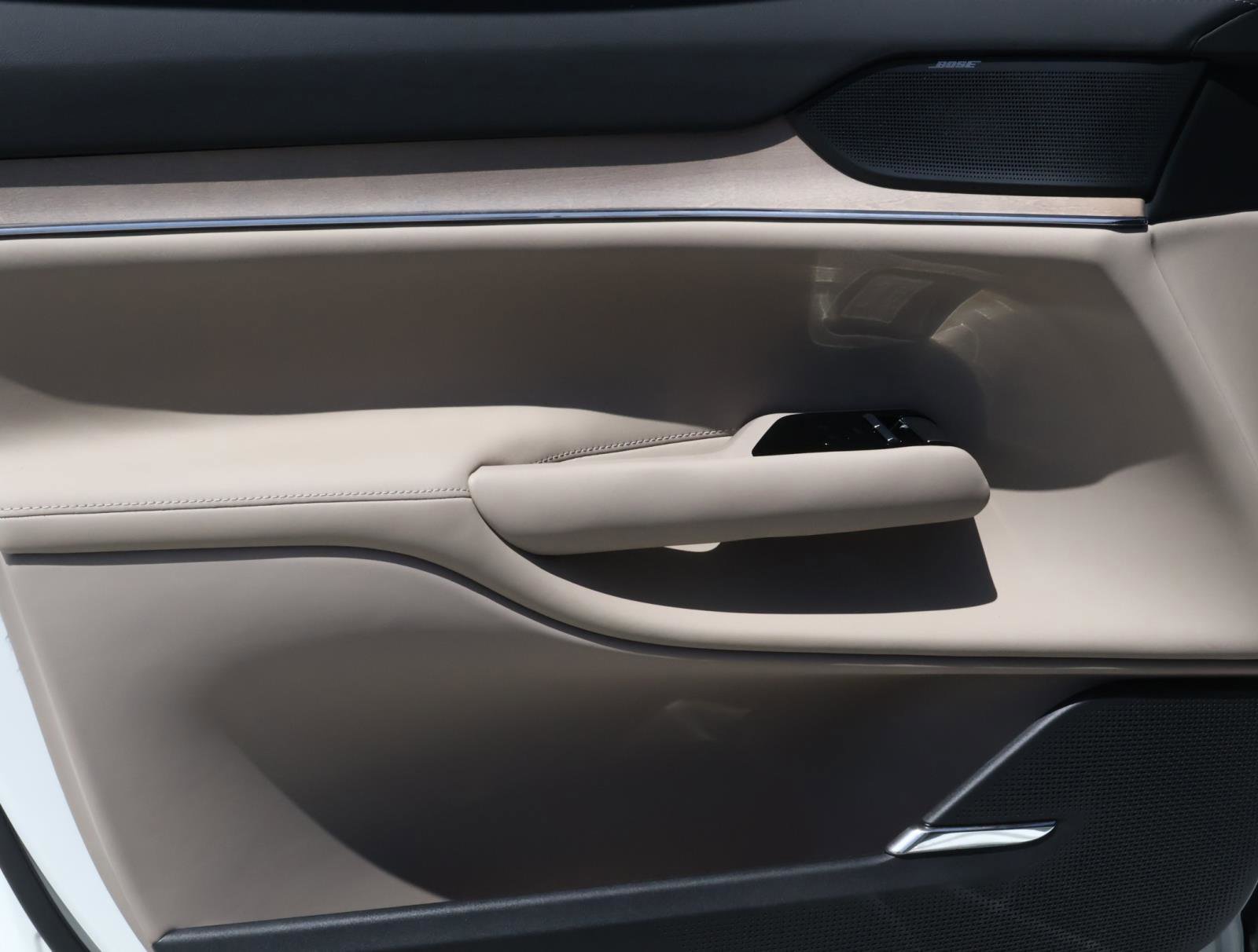 Used 2025 Volvo EX90 Ultra image 16