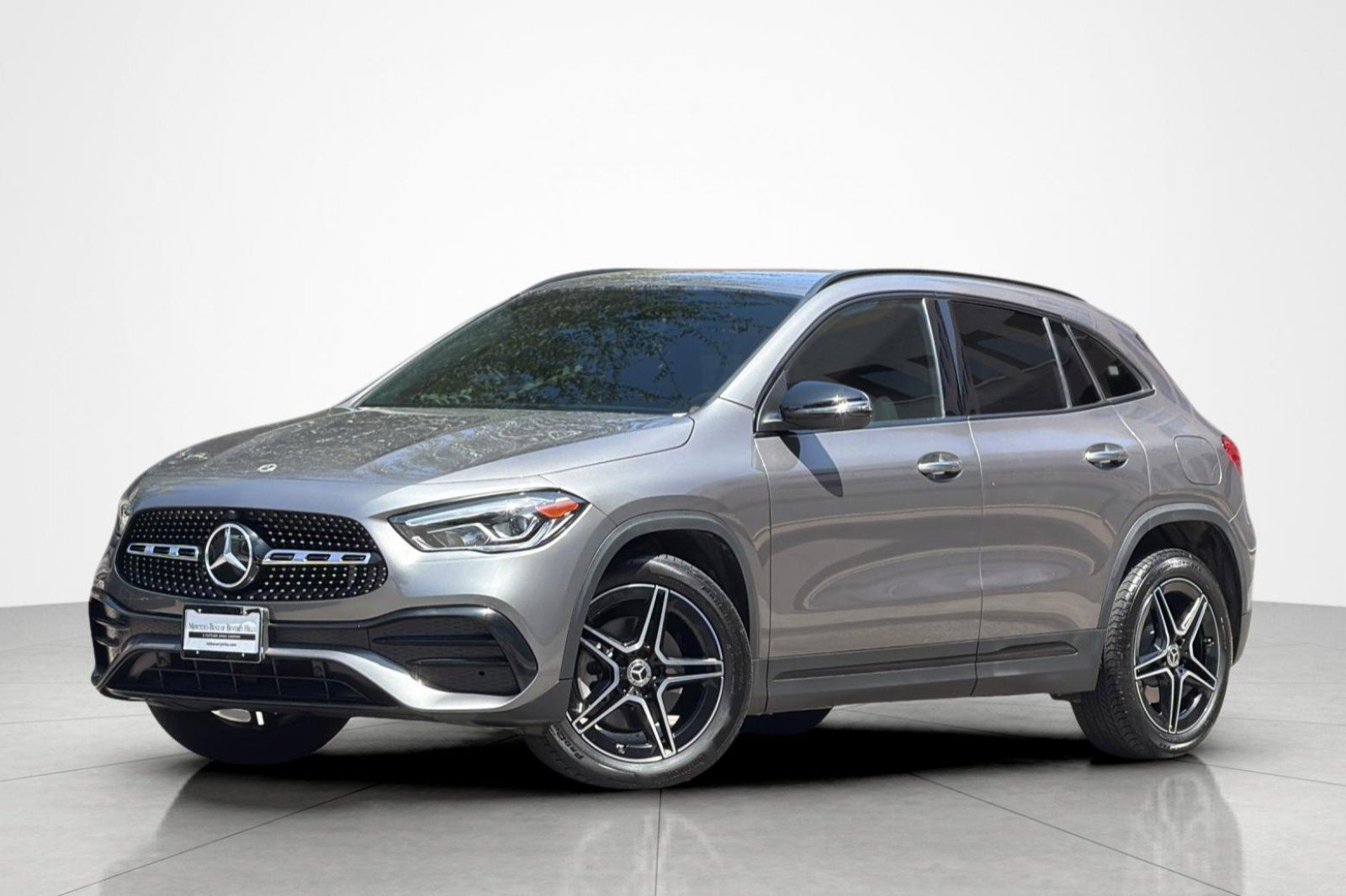 Used 2023 Mercedes-Benz GLA 250 image 1