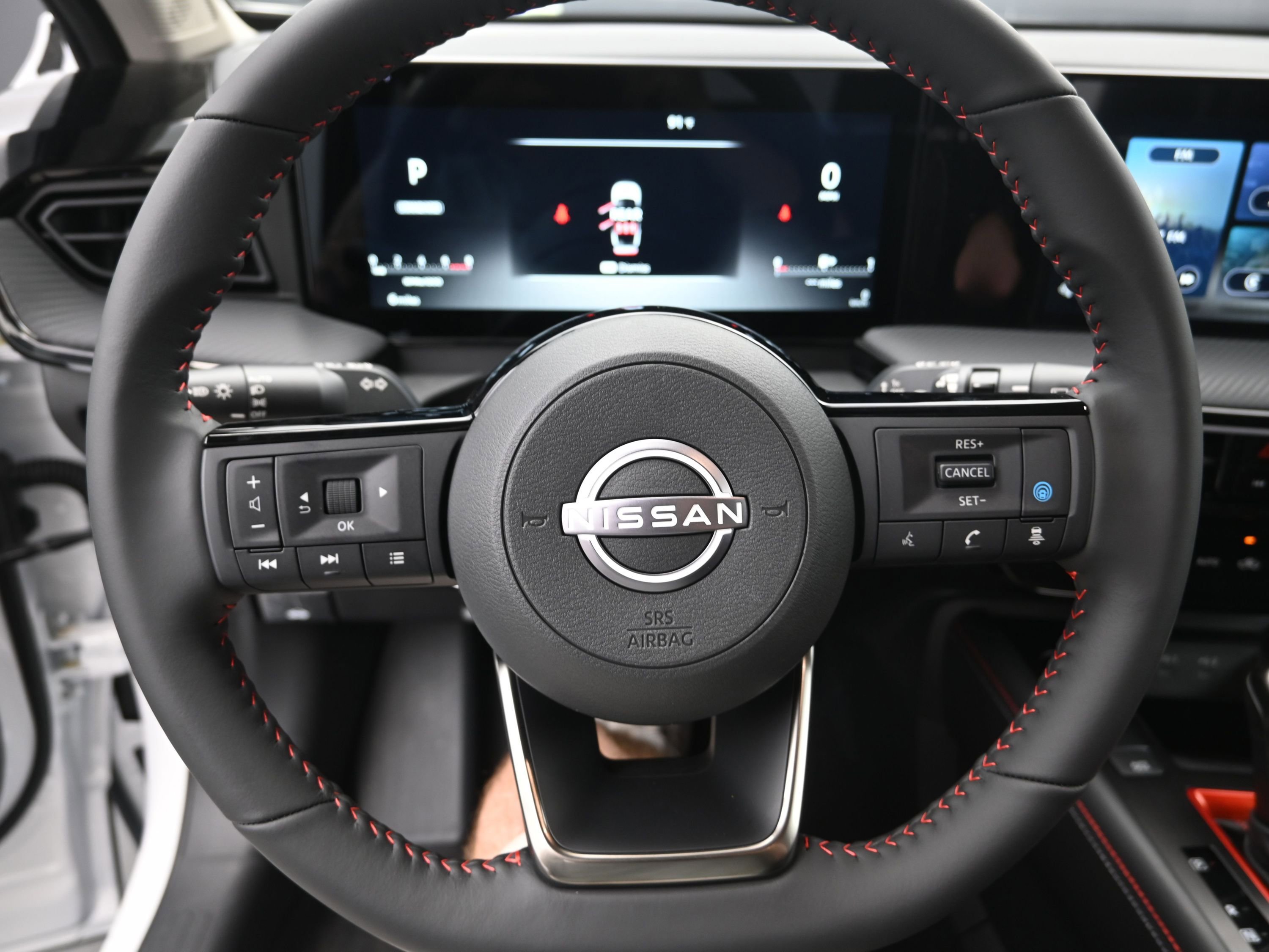 New 2025 Nissan Kicks SR image 14