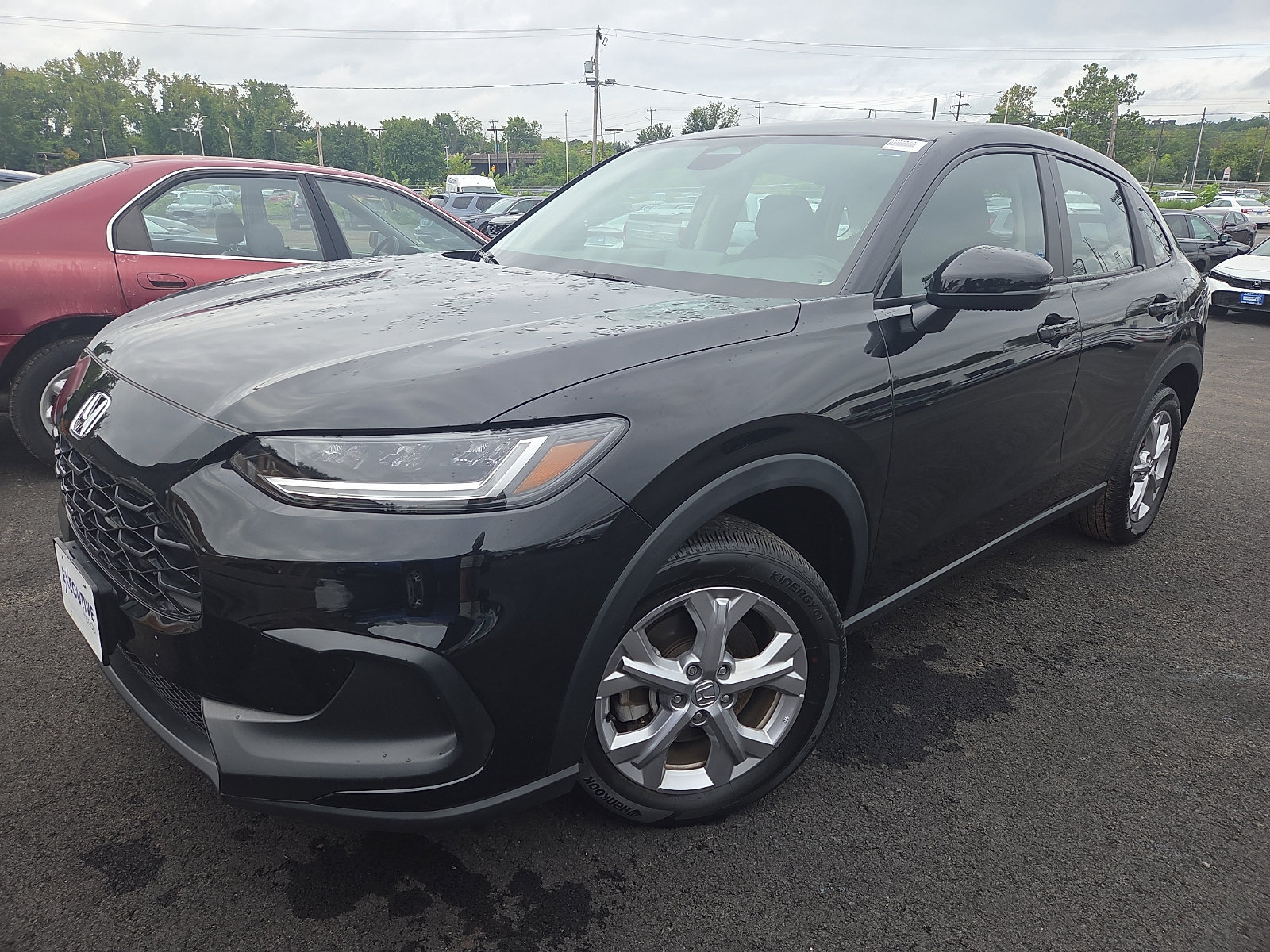 Used 2024 Honda HR-V LX image 2