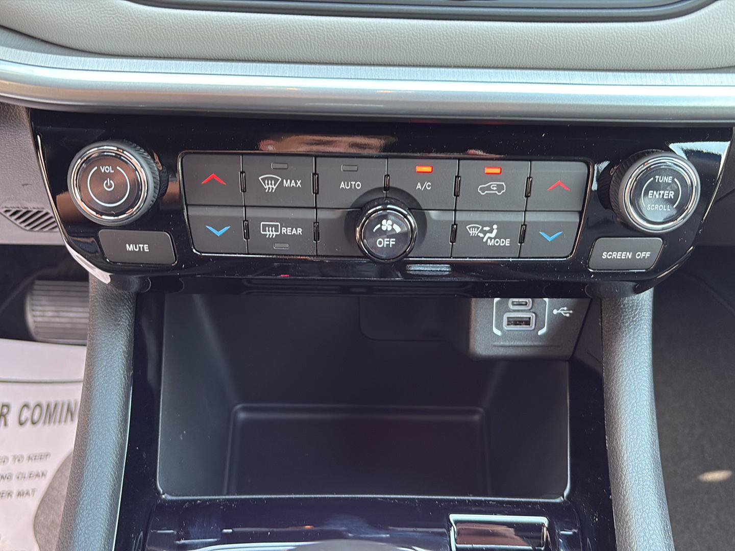 New 2026 Jeep Compass Limited AWD/4WD image 15