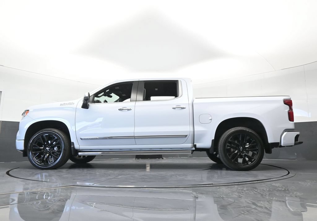 Used 2026 Chevrolet Silverado 1500 High Country w/ Technology Package AWD/4WD image 74