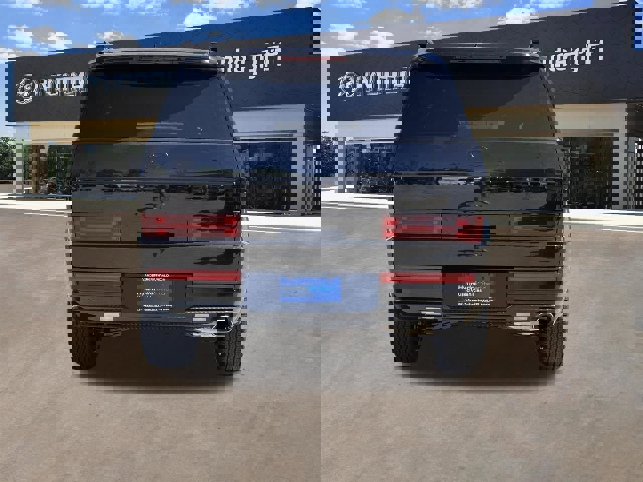 Used 2026 Hyundai Santa Fe Calligraphy image 9