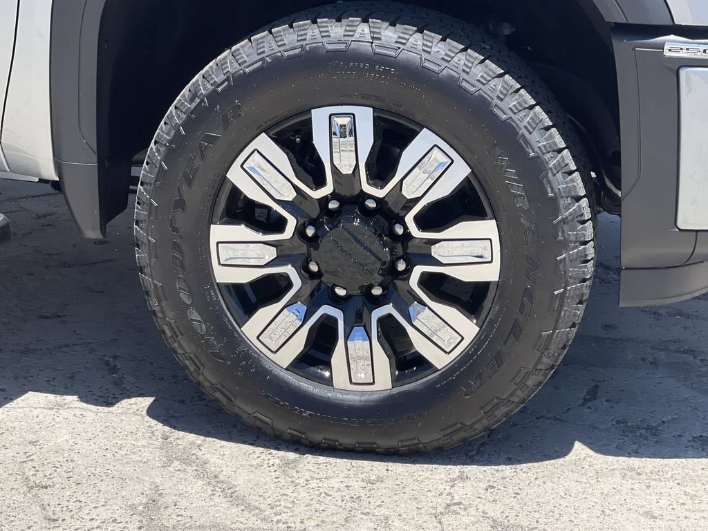 New 2026 GMC Sierra 2500 Denali w/ Denali Reserve Package AWD/4WD image 33