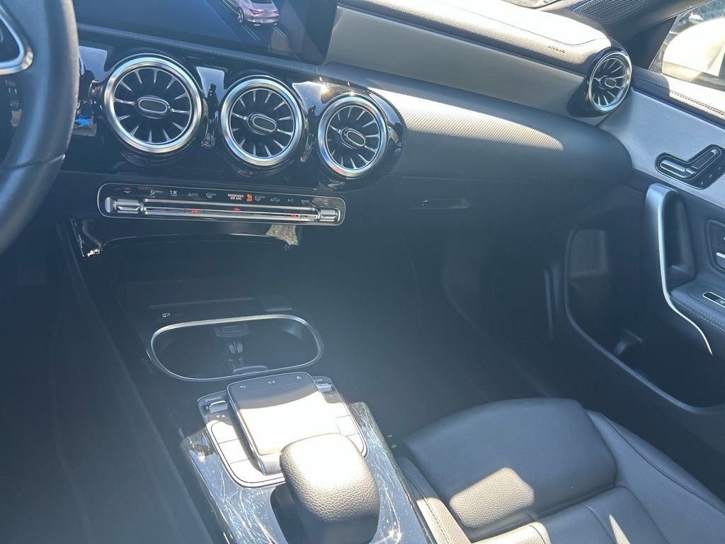 Used 2023 Mercedes-Benz CLA 250 image 51