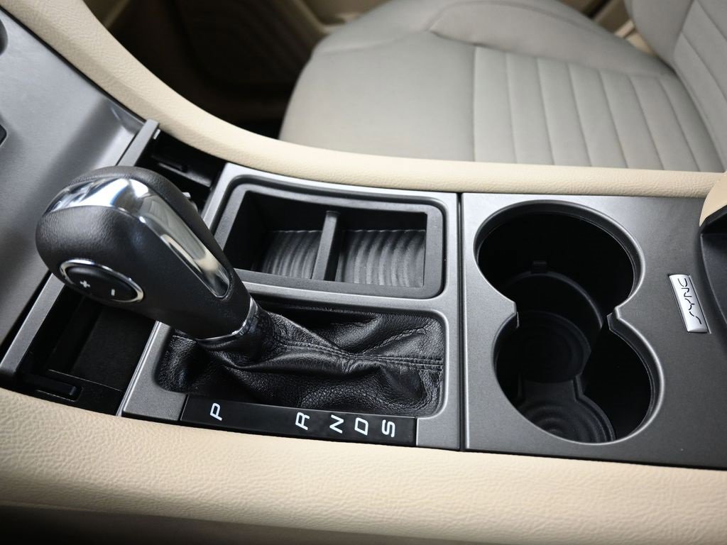 Used 2017 Ford Taurus SE image 20