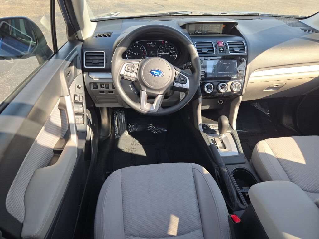 Used 2017 Subaru Forester 2.5i Premium AWD/4WD image 18