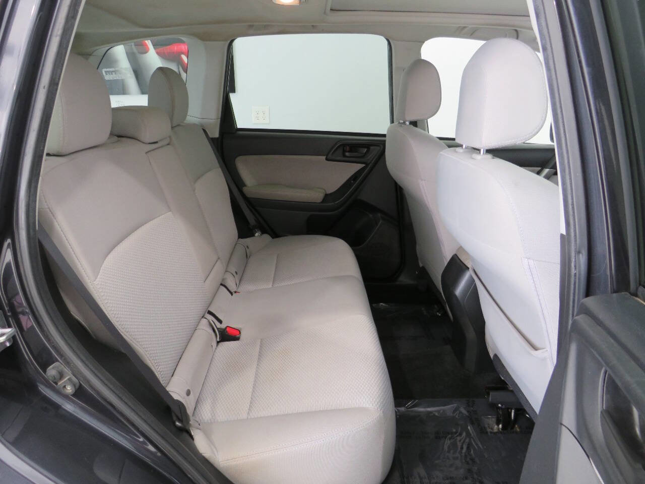 Used 2016 Subaru Forester 2.5i Premium w/ All-Weather Package image 12