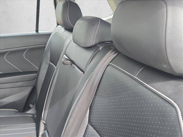 Certified 2022 Volkswagen Tiguan SE FWD image 20