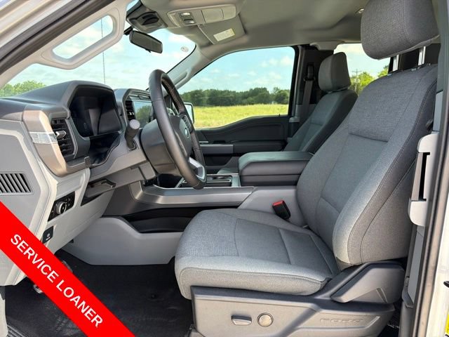 New 2026 Ford F150 XLT w/ XLT Chrome Appearance Package RWD image 2