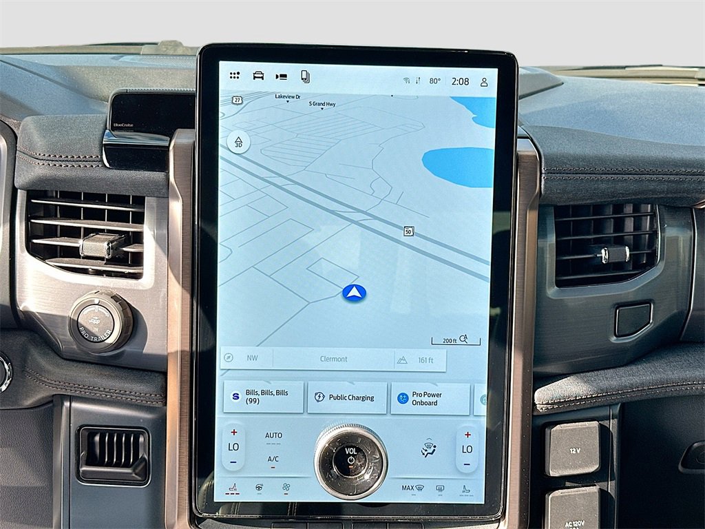 Used 2025 Ford F150 Lightning Lariat image 13