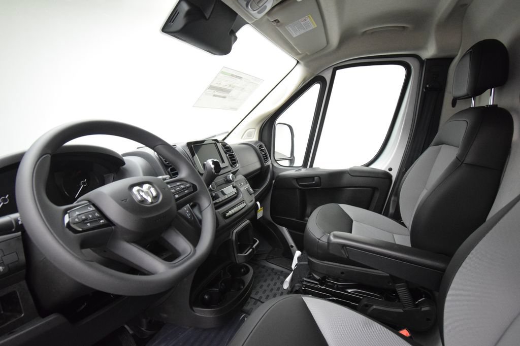 New 2026 RAM ProMaster 2500 w/ Convenience Group FWD image 30