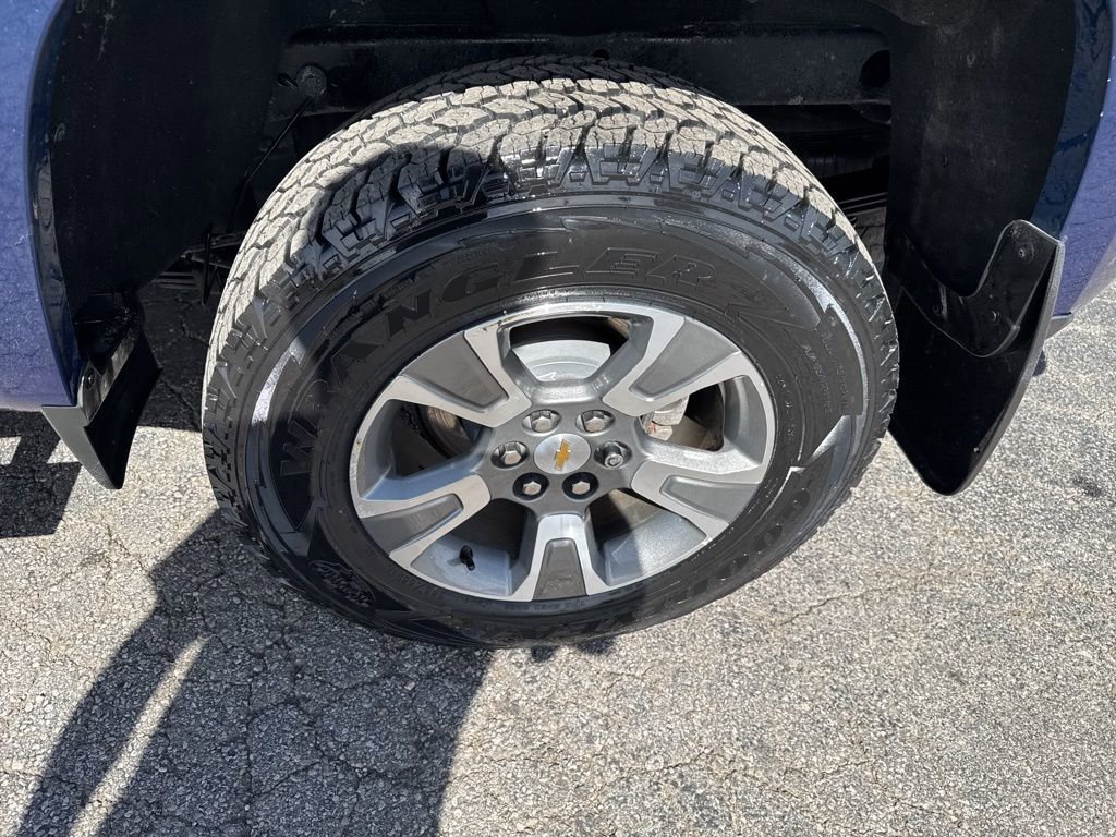 Used 2020 Chevrolet Colorado Z71 image 11