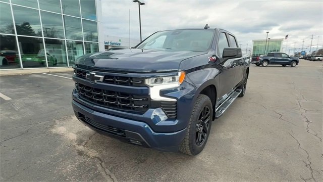 Used 2022 Chevrolet Silverado 1500 RST image 4