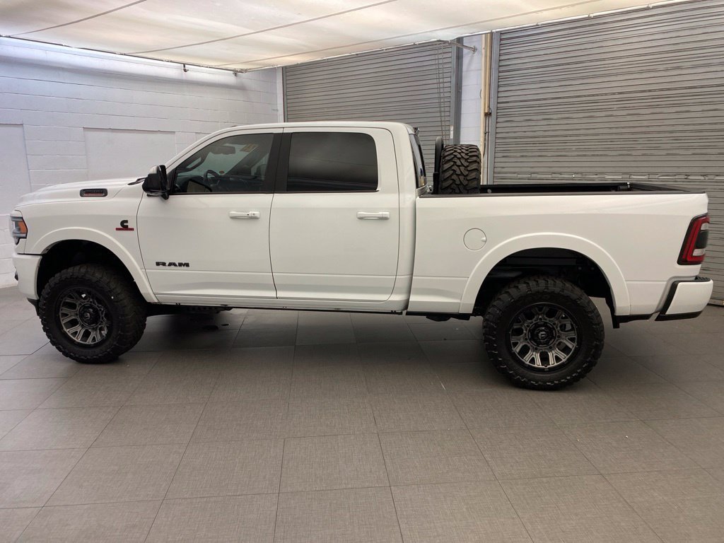 Used 2021 RAM 2500 Laramie w/ Night Edition AWD/4WD image 5