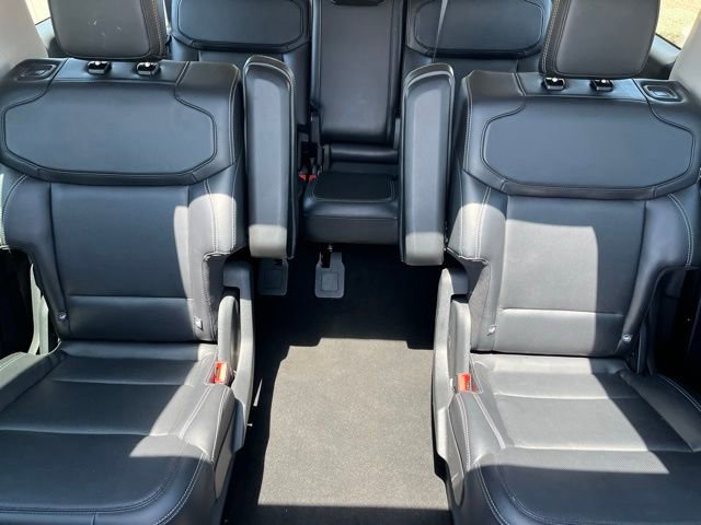 Used 2025 Ford Expedition Max Platinum AWD/4WD image 17