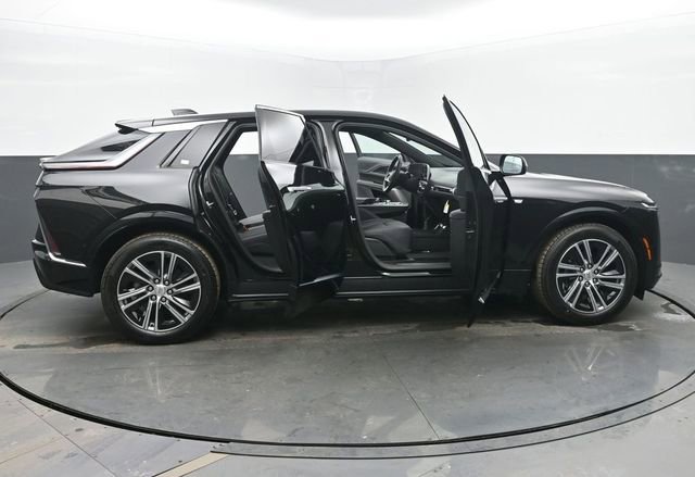 New 2026 Cadillac Lyriq Luxury image 53
