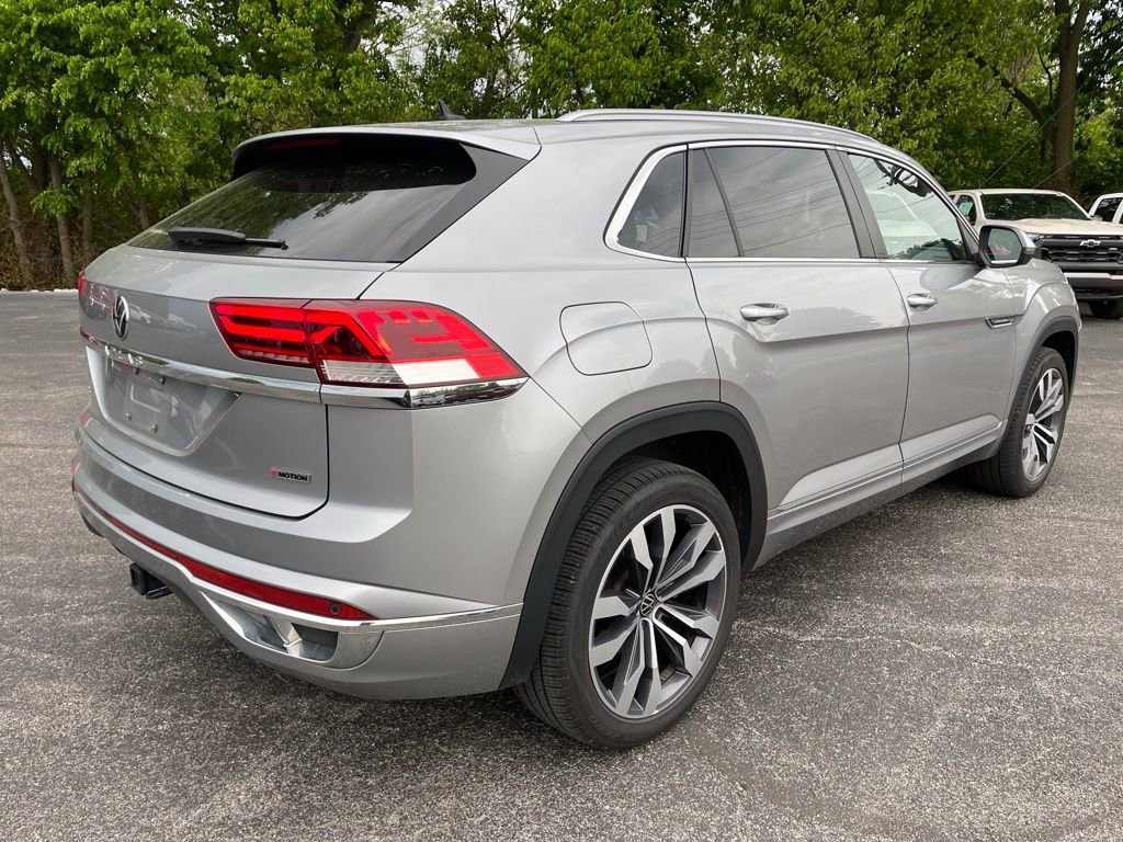 Used 2021 Volkswagen Atlas Cross Sport SEL R-Line AWD/4WD image 3