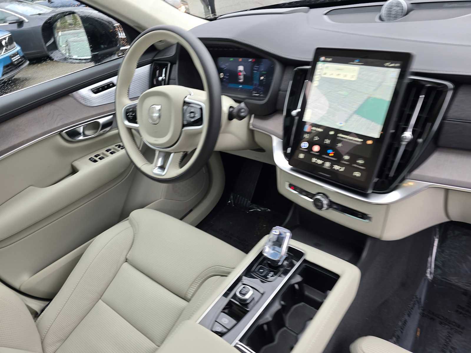 New 2026 Volvo XC90 T8 Ultra w/ Lounge Package AWD/4WD image 10