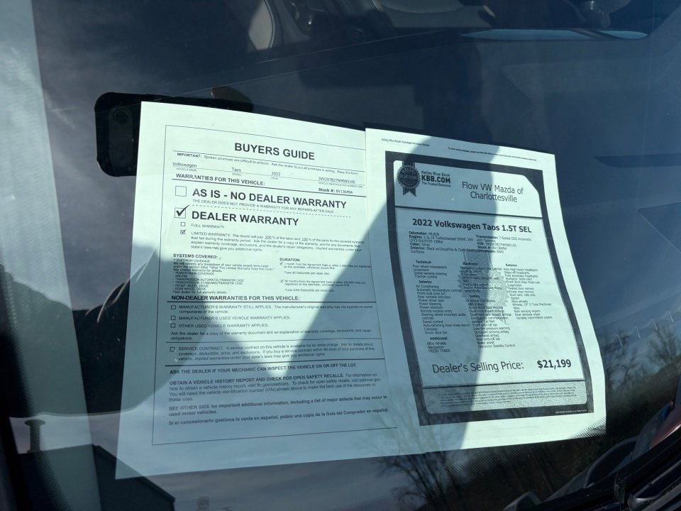 Used 2022 Volkswagen Taos SEL image 33