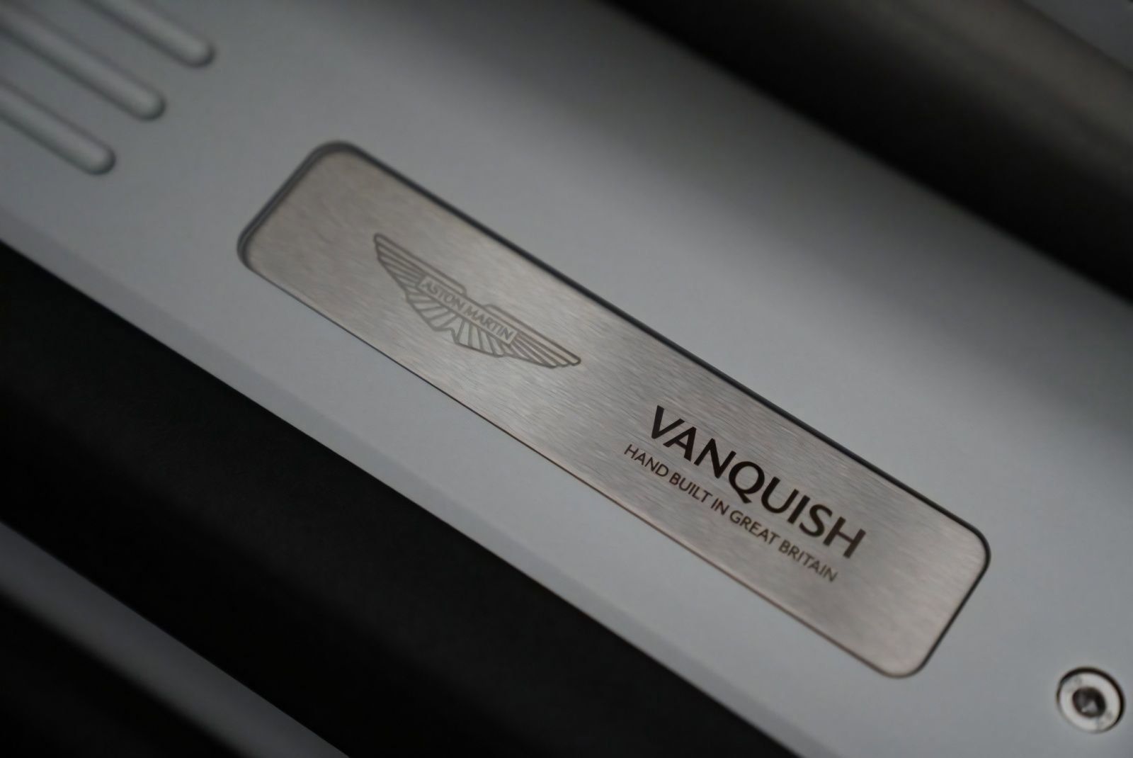 New 2026 Aston Martin Vanquish Convertible RWD image 9