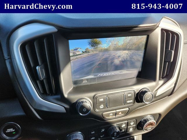 Used 2024 GMC Terrain SLT FWD image 9