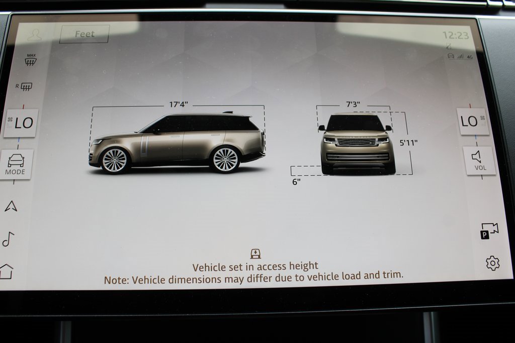 New 2025 Land Rover Range Rover SV image 47