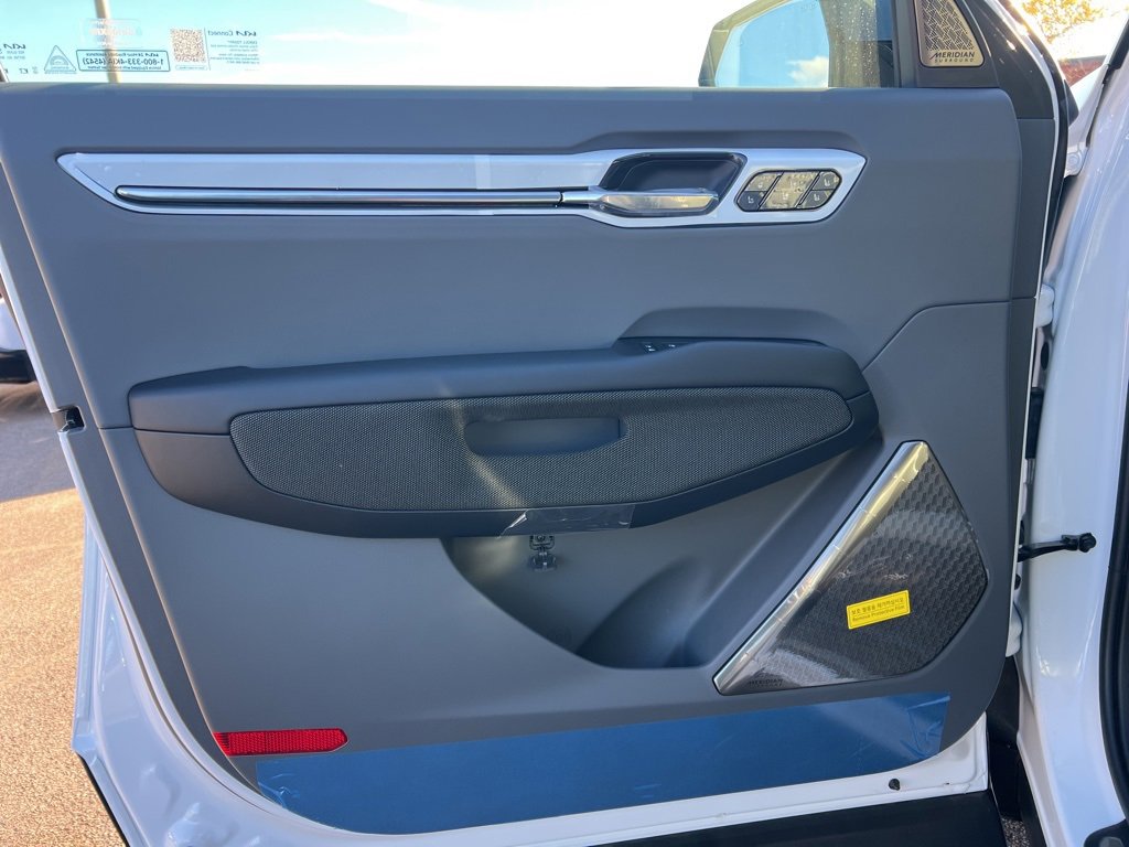 New 2026 Kia EV9 GT-Line image 7