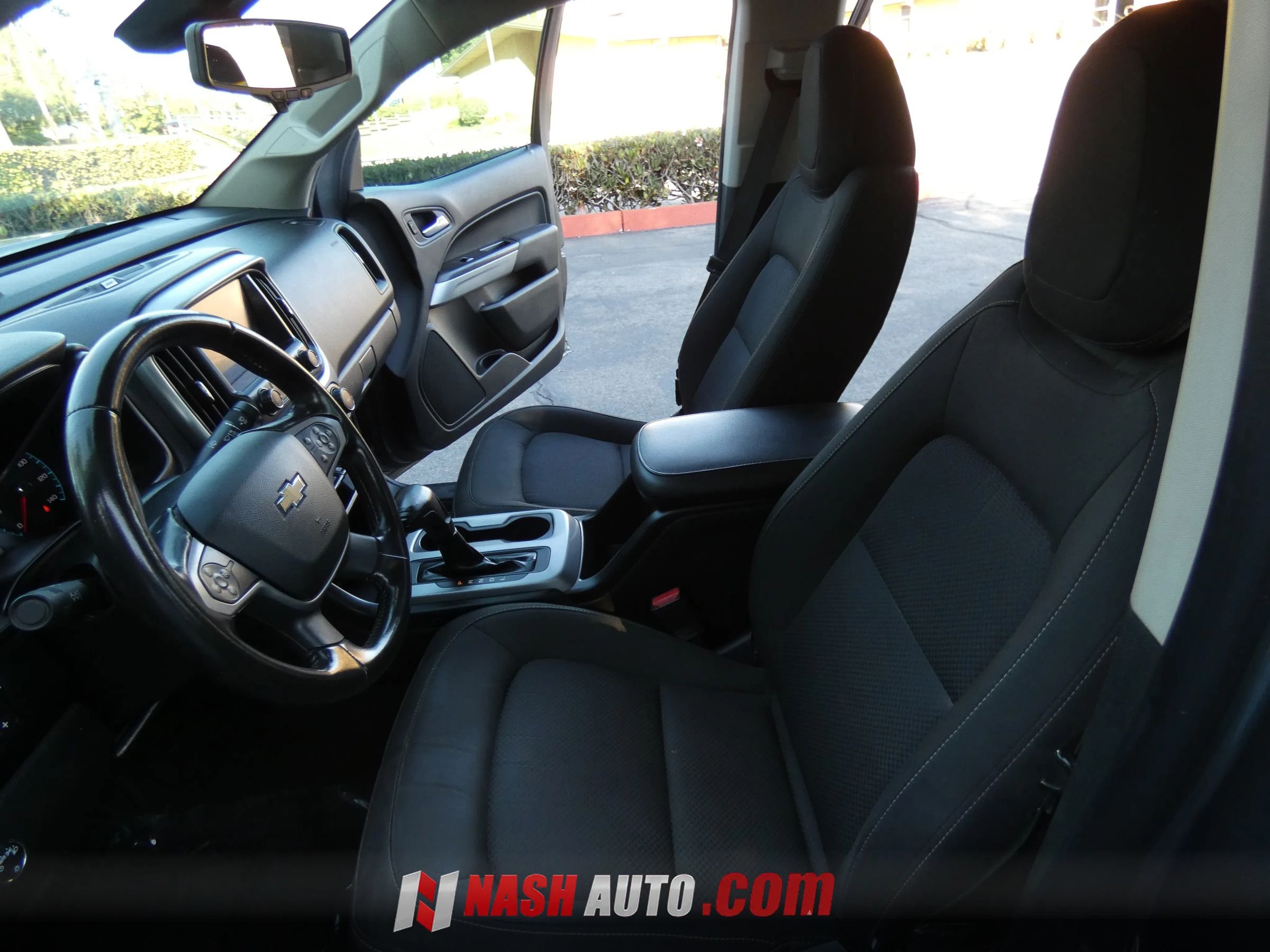 Used 2018 Chevrolet Colorado LT RWD image 49