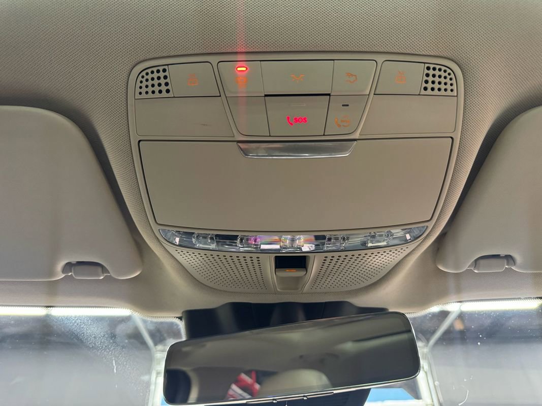 Used 2021 Mercedes-Benz GLC 300 4MATIC image 30