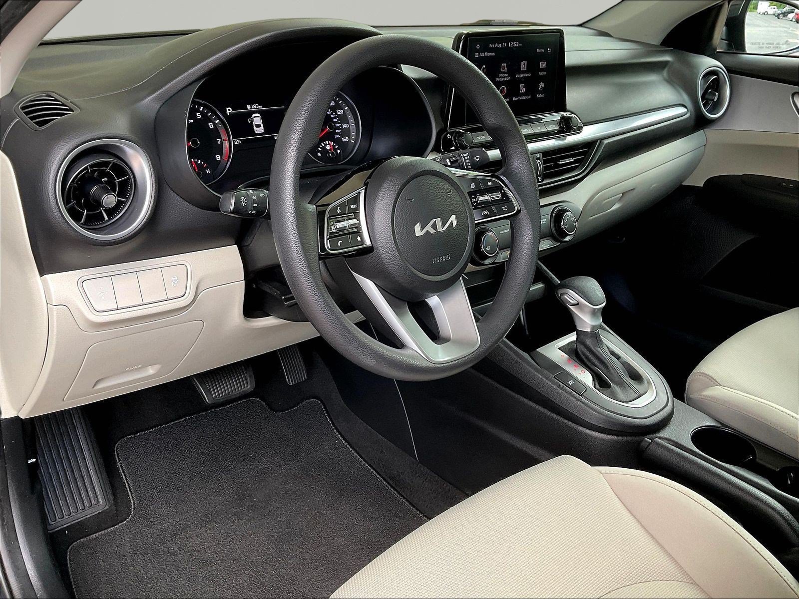 Used 2023 Kia Forte LXS FWD image 15