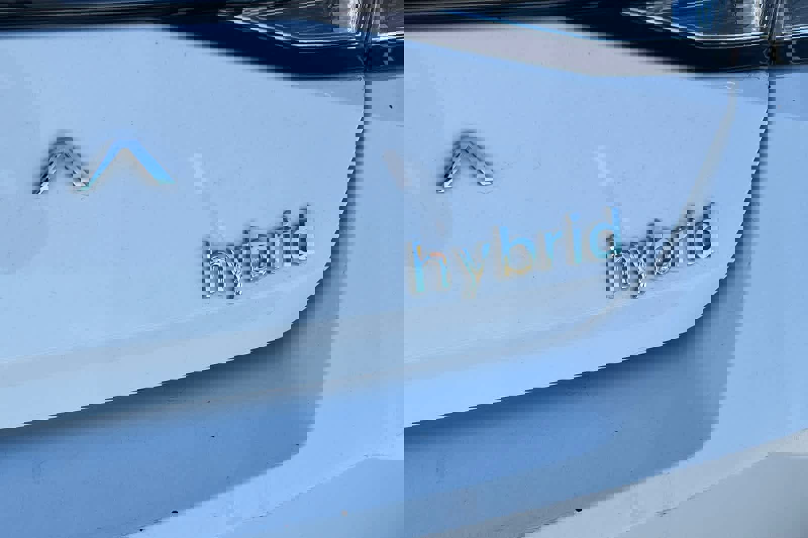 Used 2021 Hyundai Elantra Limited w/ Cargo Package image 21