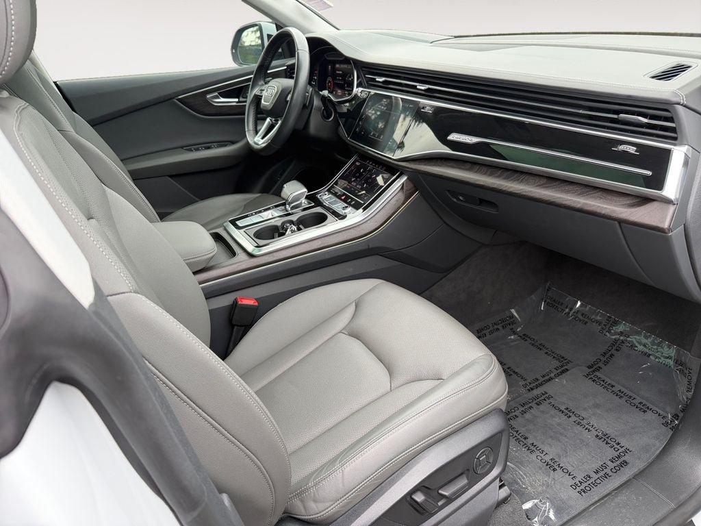 Used 2021 Audi Q8 Prestige w/ Prestige Package AWD/4WD image 26