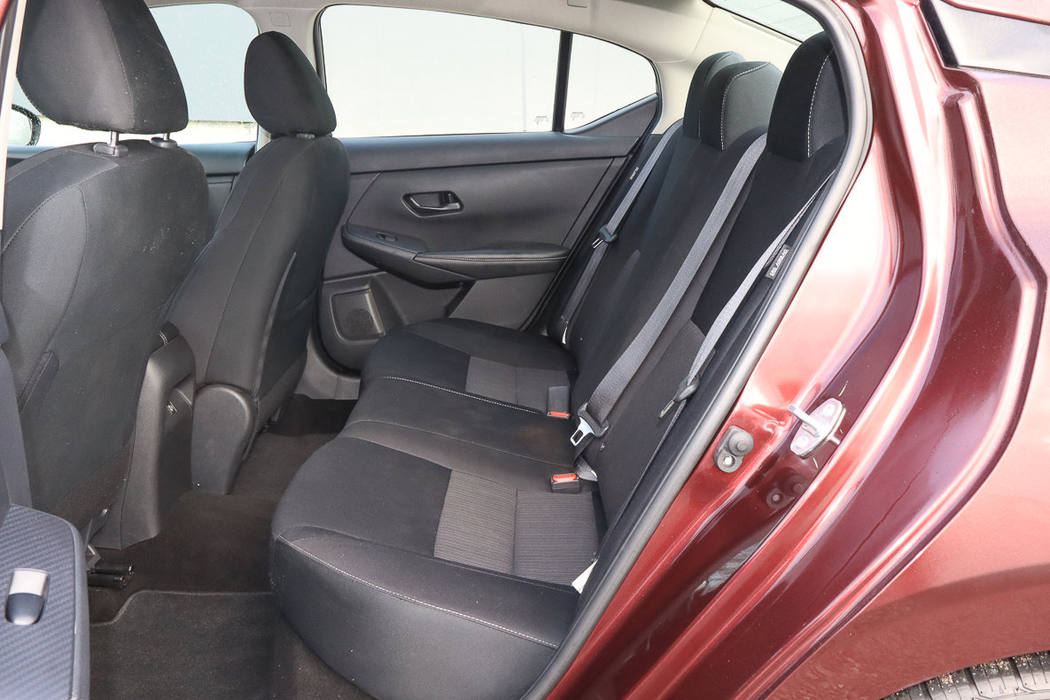 Used 2024 Nissan Sentra SV image 8