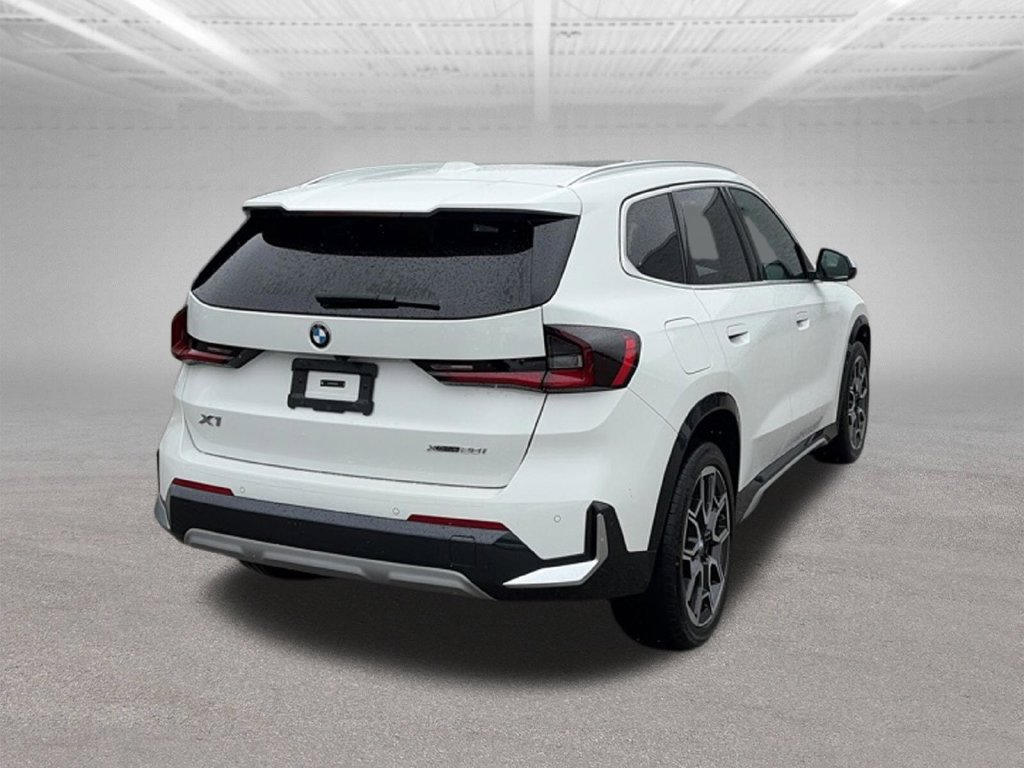 Used 2024 BMW X1 xDrive28i w/ Technology Package AWD/4WD image 5
