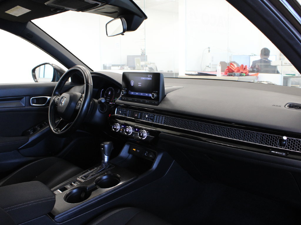 Used 2024 Honda Civic Sport image 17