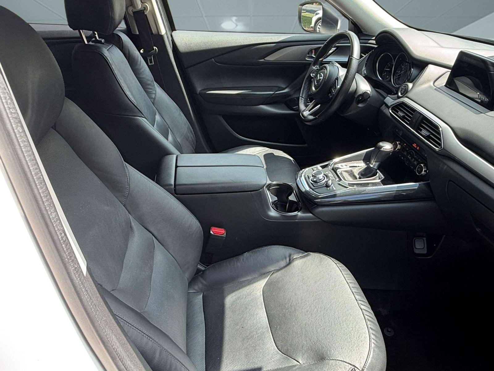 Used 2018 MAZDA CX-9 Touring FWD image 24