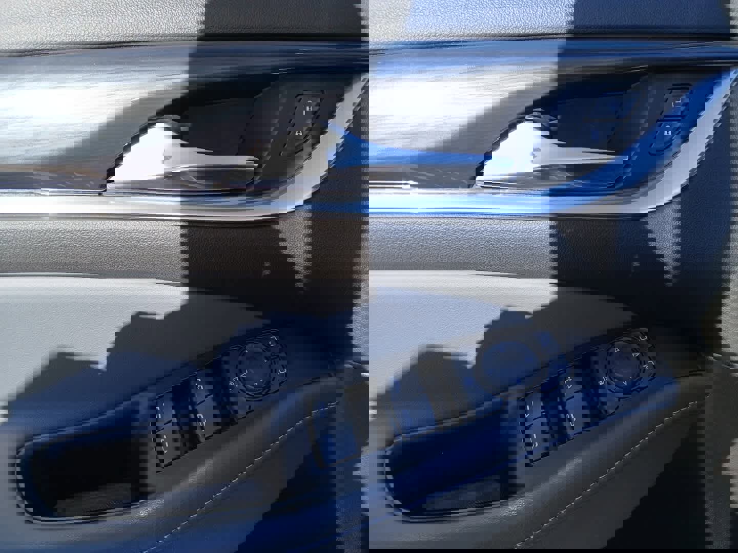 Used 2019 Buick Enclave Essence image 21