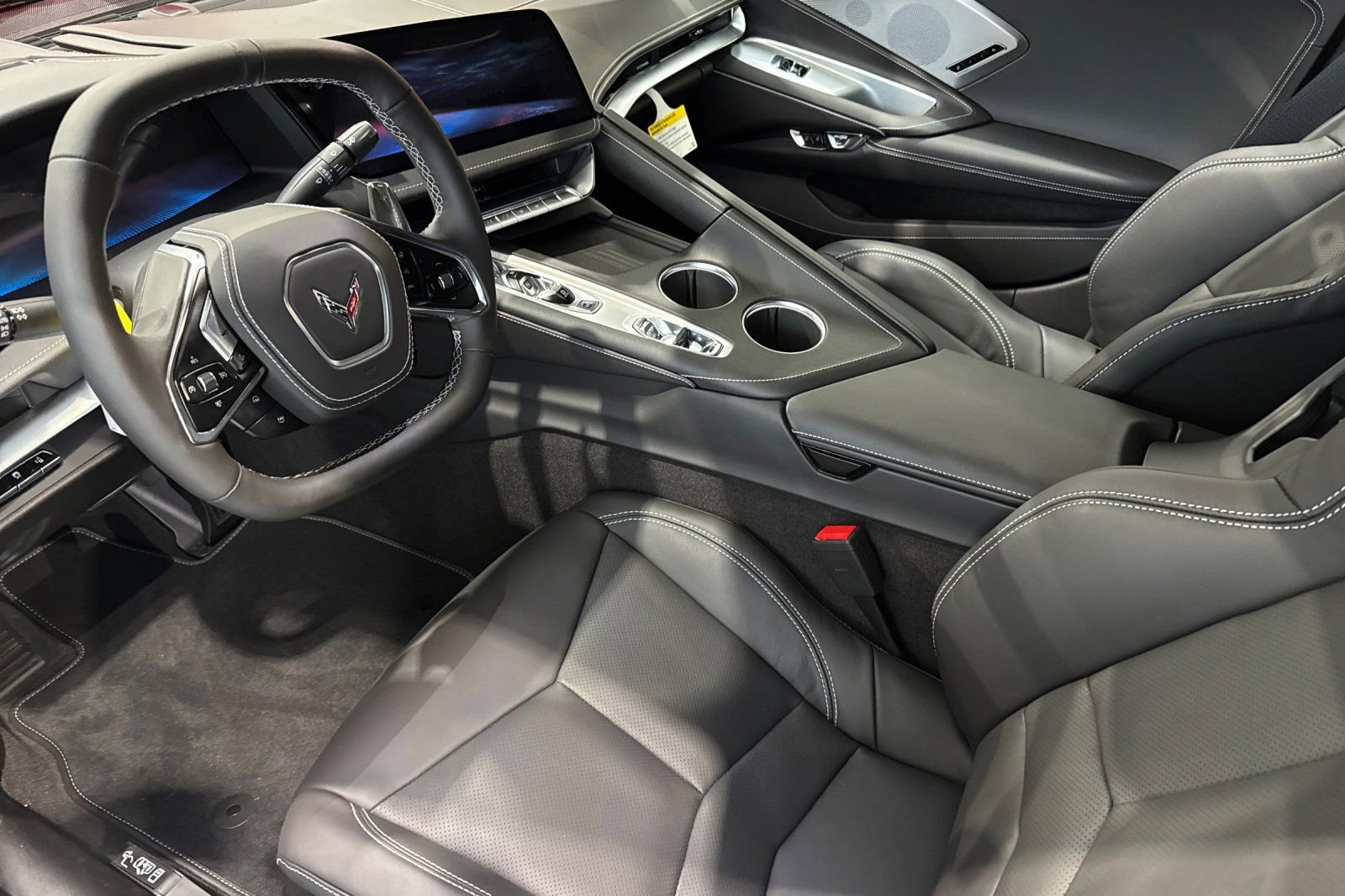 New 2026 Chevrolet Corvette Stingray Preferred Cpe w/ Z51 Performance Package image 9