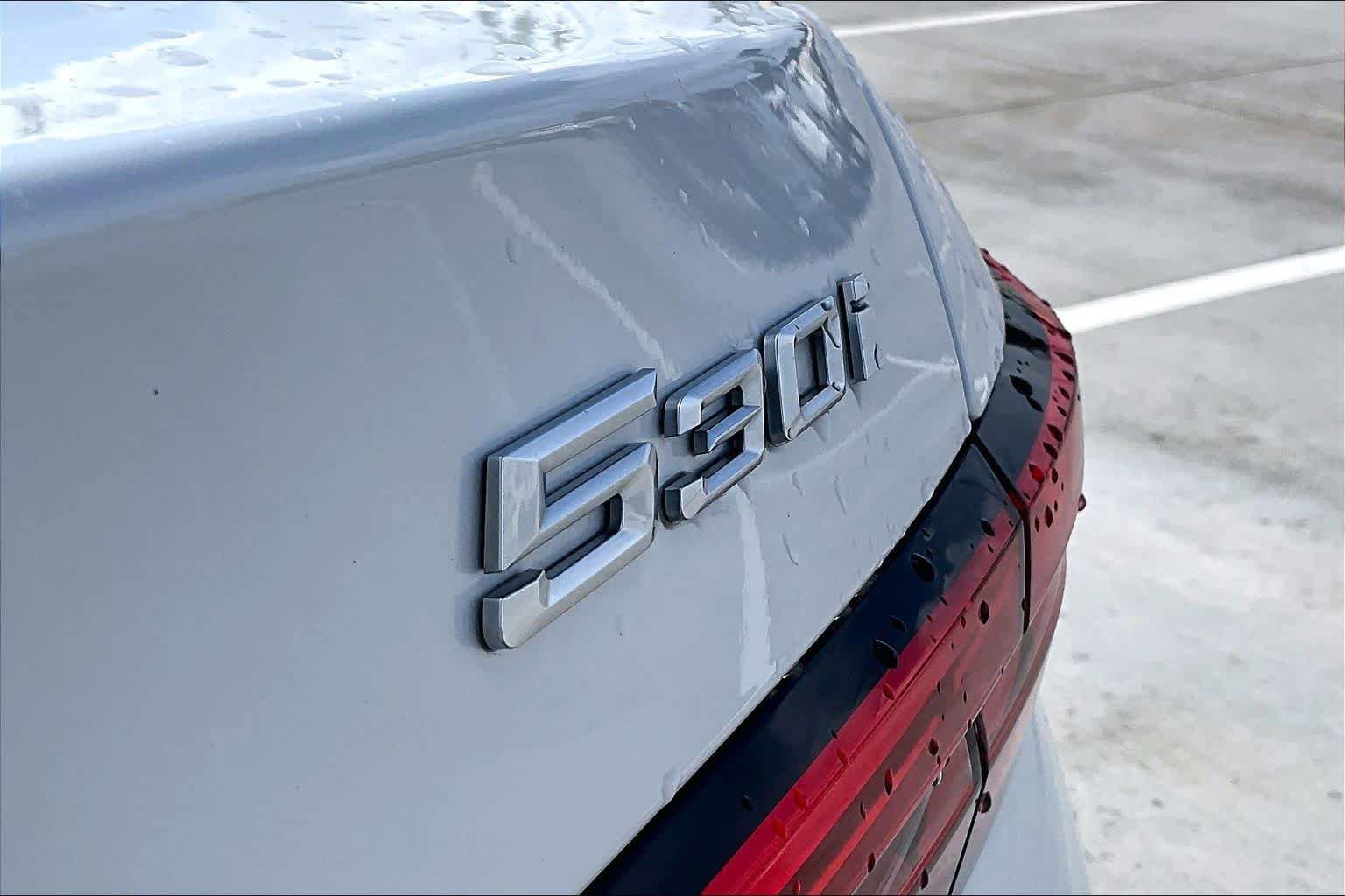 Used 2024 BMW 530i w/ M Sport Package image 28