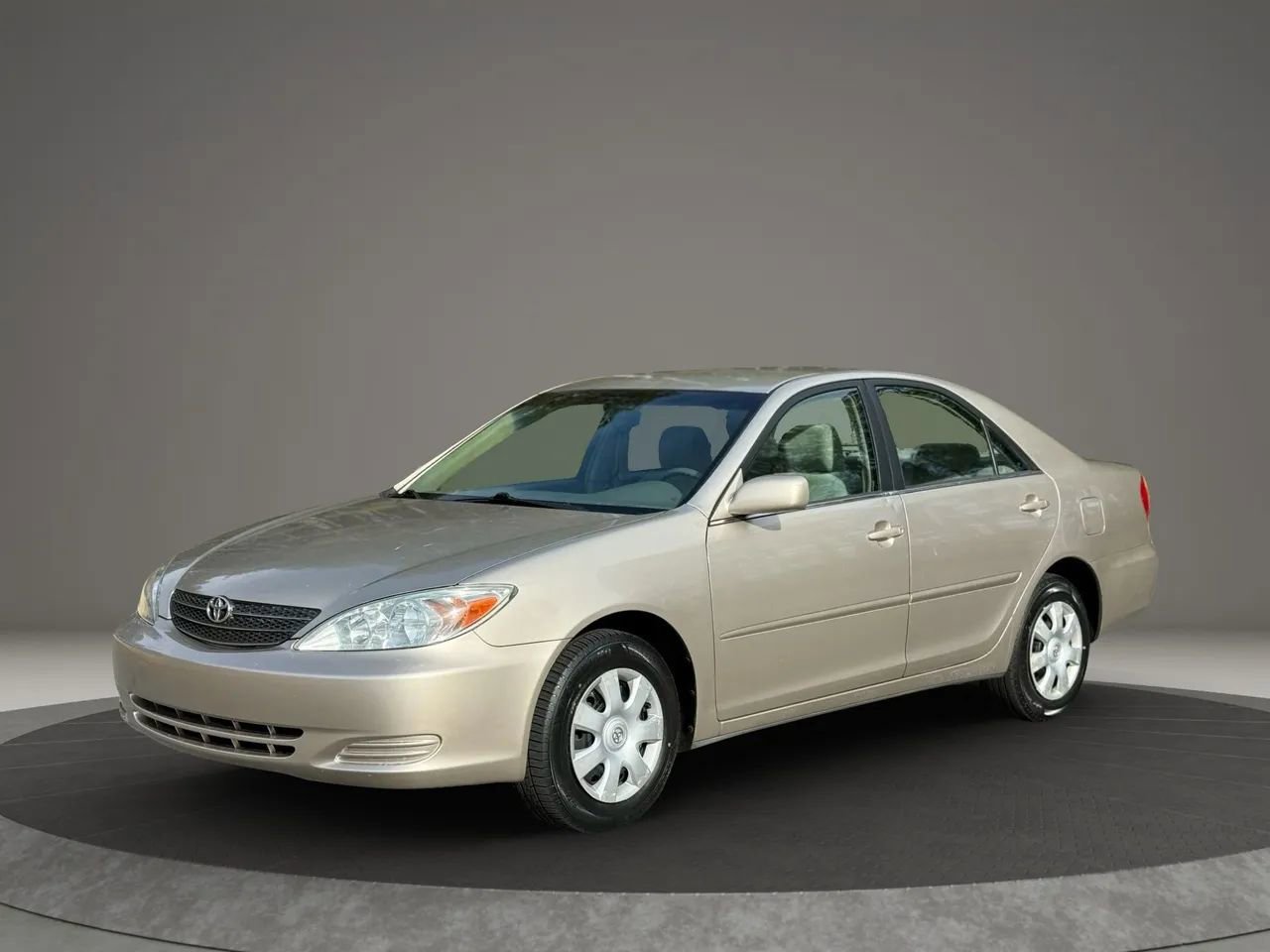 Used 2003 Toyota Camry LE