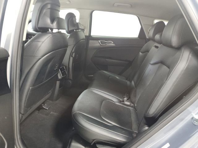 Used 2023 Kia Sportage EX image 19