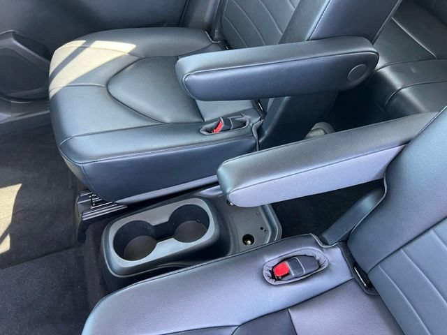 Certified 2023 Toyota Highlander XLE FWD image 12