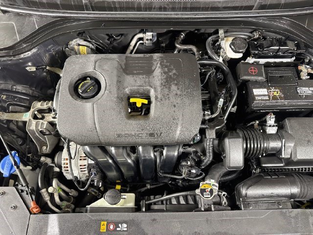 Used 2020 Hyundai Elantra SE FWD image 37